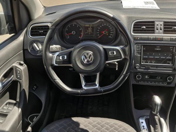 Volkswagen Polo V Рестайлинг с пробегом 2019 года, цена 1 512 000 рублей, 61509 км, седан, Автокод Объявления
