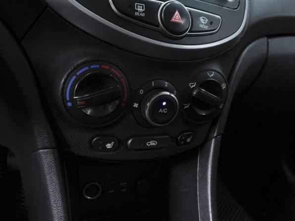 Hyundai Solaris I Рестайлинг с пробегом 2014 года, цена 990 000 рублей, 160074 км, седан, Автокод Объявления