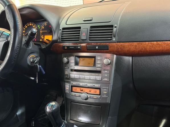 Toyota Avensis III с пробегом 2008 года, цена 699 900 рублей, 187569 км, седан, Автокод Объявления