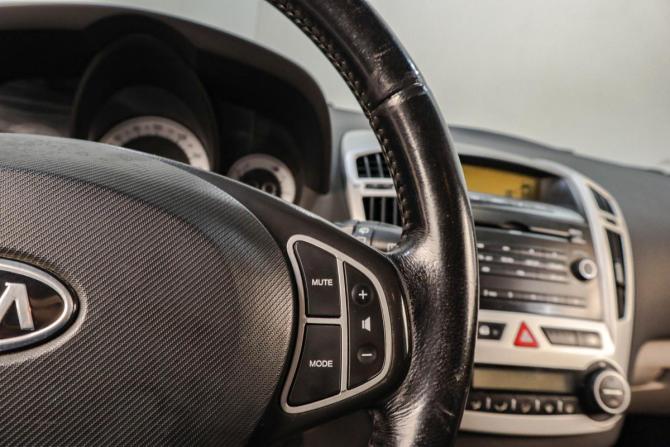 Kia Ceed I с пробегом 2009 года, цена 639 000 рублей, 209000 км, хэтчбек, Автокод Объявления