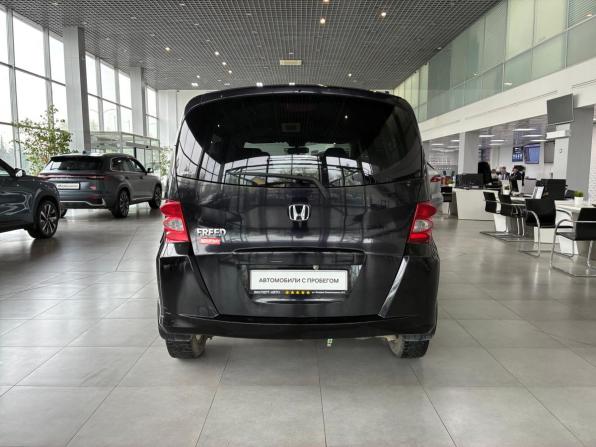 Honda Freed I с пробегом 2008 года, цена 749 000 рублей, 200000 км, компактвэн, Автокод Объявления
