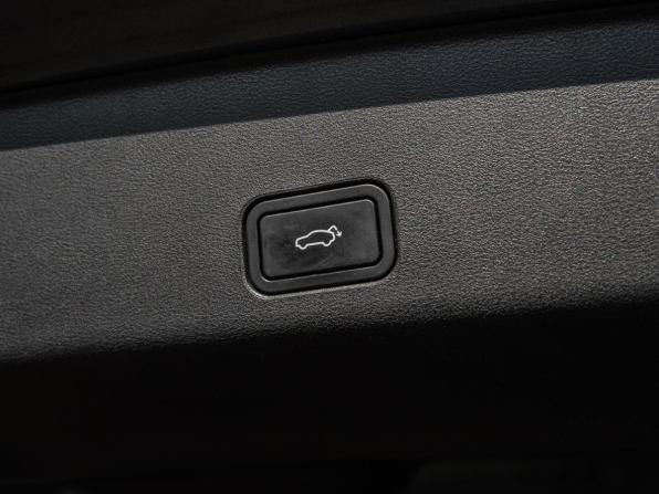 Geely Monjaro I с пробегом 2023 года, цена 2 995 000 рублей, 61987 км, внедорожник, Автокод Объявления