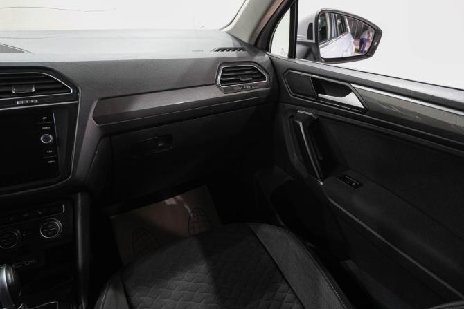 Volkswagen Tiguan II с пробегом 2018 года, цена 2 809 000 рублей, 143812 км, внедорожник, Автокод Объявления