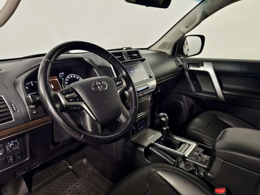 Toyota Land Cruiser Prado 150 Series Рестайлинг 3 Санкт-Петербург  - изображение 12