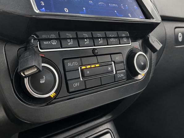 Volkswagen Tiguan I Рестайлинг с пробегом 2011 года, цена 1 039 000 рублей, 252775 км, внедорожник, Автокод Объявления