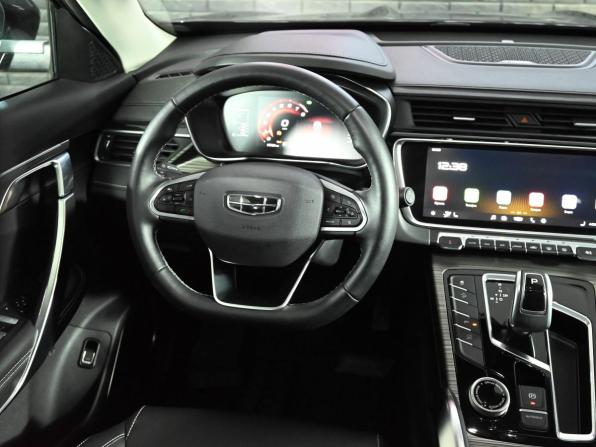 Geely Atlas Pro с пробегом 2024 года, цена 2 520 000 рублей, 17700 км, внедорожник, Автокод Объявления