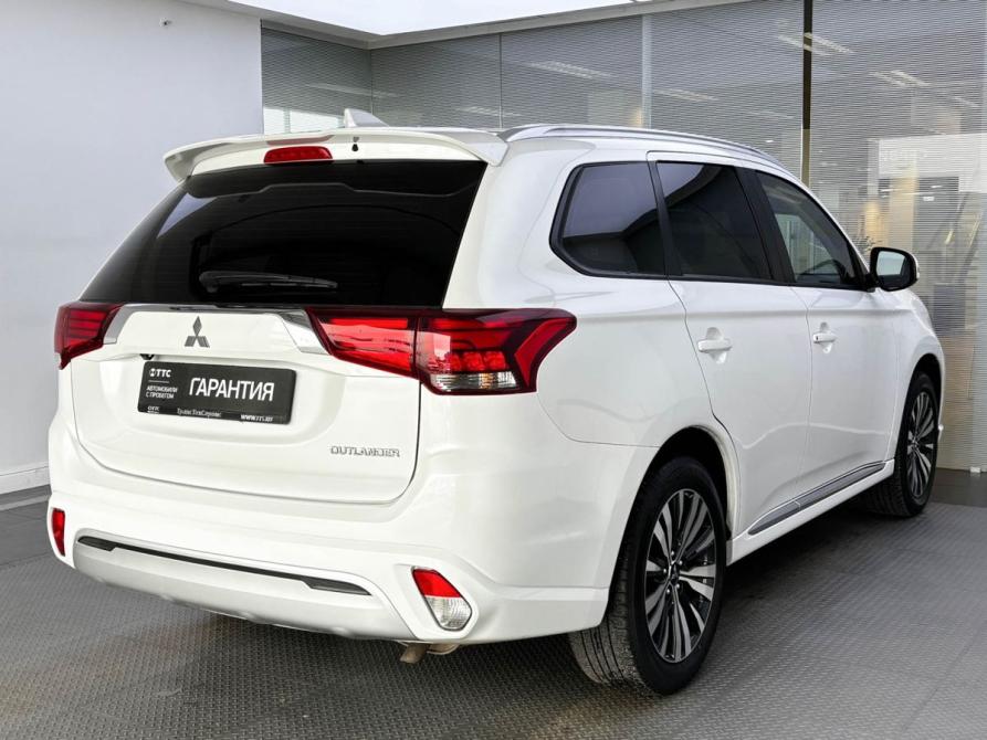 Mitsubishi Outlander III Рестайлинг 3 Уфа  - изображение 6