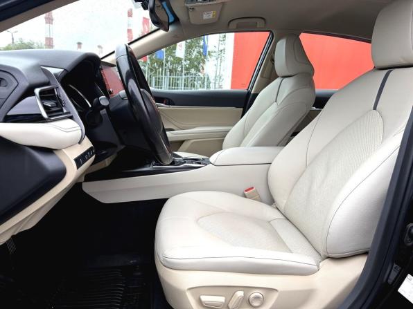Toyota Camry VIII (XV70) Рестайлинг с пробегом 2021 года, цена 2 650 000 рублей, 95601 км, седан, Автокод Объявления