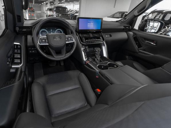Toyota Land Cruiser 300 Series с пробегом 2026 года, цена 16 250 000 рублей, 24 км, внедорожник, Автокод Объявления