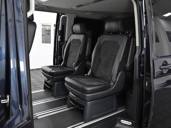 Volkswagen Multivan T6 с пробегом 2019 года, цена 3 499 000 рублей, 216000 км, минивэн, Автокод Объявления