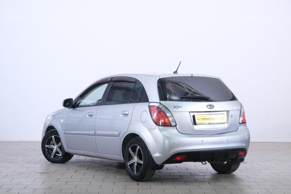 Kia Rio II Рестайлинг Омск  - изображение 5
