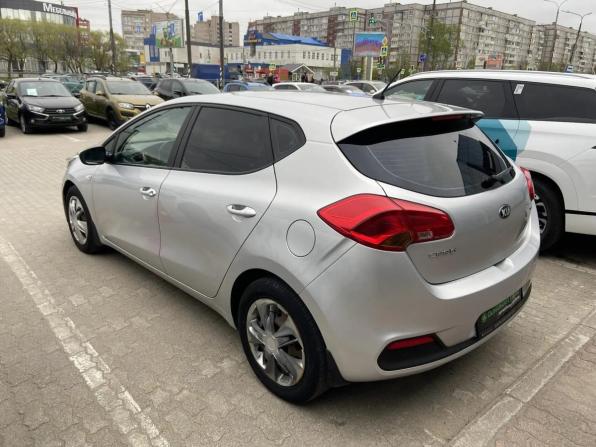 Kia Ceed II с пробегом 2015 года, цена 851 000 рублей, 141481 км, хэтчбек, Автокод Объявления