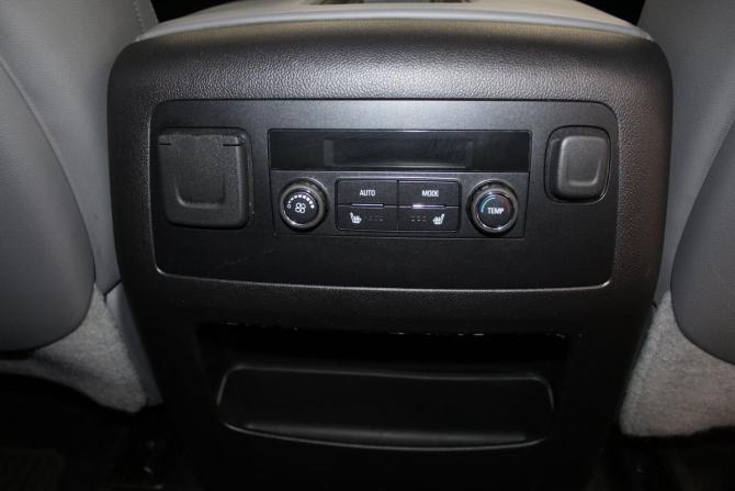 Chevrolet Tahoe IV с пробегом 2016 года, цена 3 499 000 рублей, 200659 км, внедорожник, Автокод Объявления