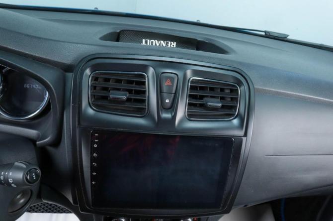 Renault Sandero II Рестайлинг с пробегом 2020 года, цена 1 199 000 рублей, 66740 км, хэтчбек, Автокод Объявления