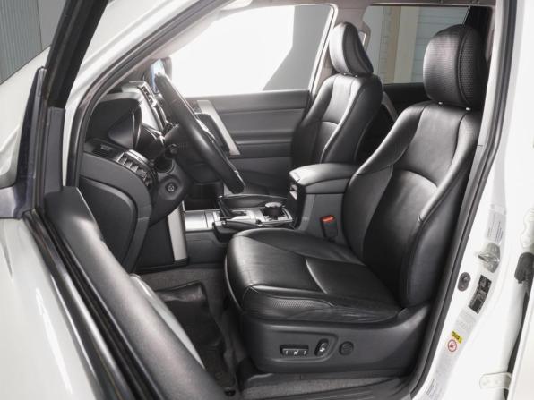Toyota Land Cruiser Prado 150 Series с пробегом 2013 года, цена 2 690 000 рублей, 329270 км, внедорожник, Автокод Объявления