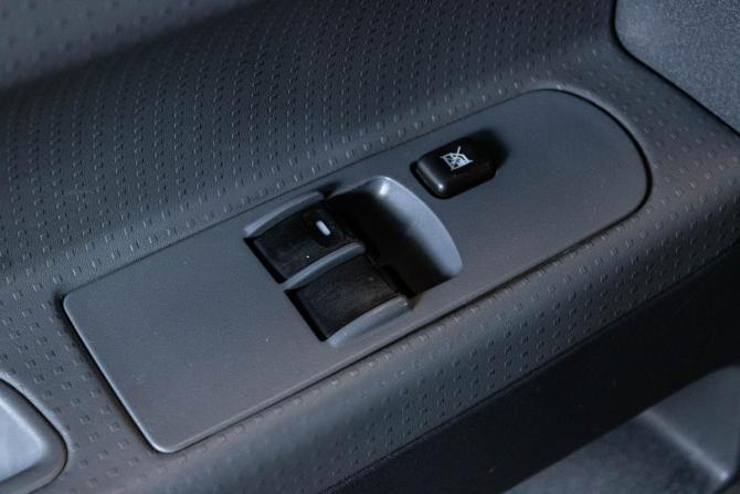 Mitsubishi Colt VI (Z20/Z30) с пробегом 2006 года, цена 299 000 рублей, 290551 км, хэтчбек, Автокод Объявления