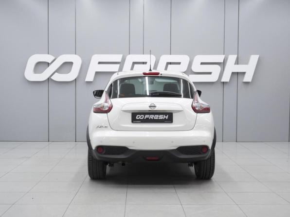 Nissan Juke I Рестайлинг с пробегом 2015 года, цена 1 319 000 рублей, 116199 км, внедорожник, Автокод Объявления