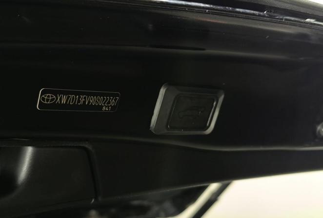 Toyota RAV4 V (XA50) с пробегом 2021 года, цена 3 699 000 рублей, 88211 км, внедорожник, Автокод Объявления