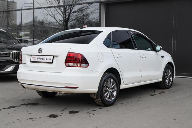 Volkswagen Polo V Рестайлинг с пробегом 2019 года, цена 899 000 рублей, 198234 км, седан, Автокод Объявления