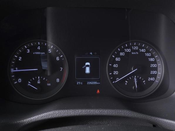 Hyundai Tucson III с пробегом 2016 года, цена 1 600 000 рублей, 226220 км, внедорожник, Автокод Объявления
