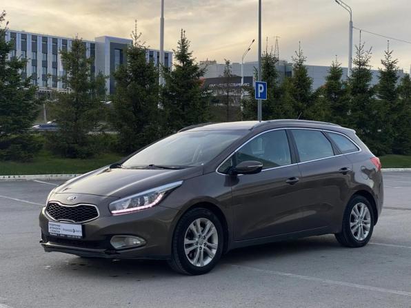 Kia Ceed II с пробегом 2014 года, цена 1 020 000 рублей, 193000 км, универсал, Автокод Объявления