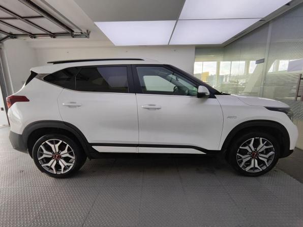 Kia Seltos I с пробегом 2020 года, цена 2 320 000 рублей, 51198 км, внедорожник, Автокод Объявления