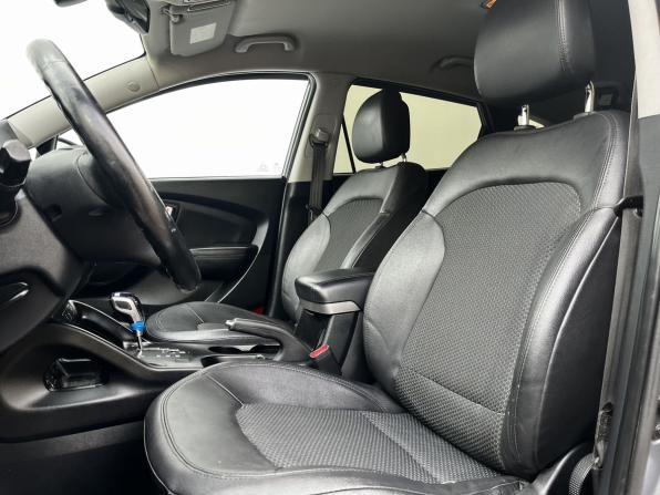 Hyundai ix35 I с пробегом 2013 года, цена 1 050 000 рублей, 271980 км, внедорожник, Автокод Объявления