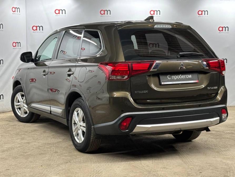 Mitsubishi Outlander III Рестайлинг 2 Санкт-Петербург  - изображение 6