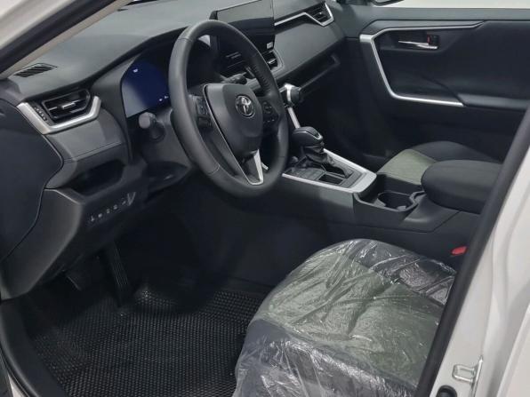 Toyota RAV4 V (XA50) с пробегом 2025 года, цена 4 420 000 рублей, 50 км, внедорожник, Автокод Объявления
