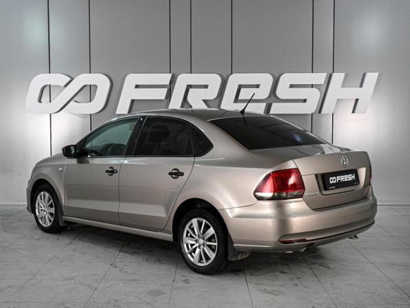 Volkswagen Polo V Рестайлинг с пробегом 2016 года, цена 1 159 000 рублей, 111105 км, седан, Автокод Объявления
