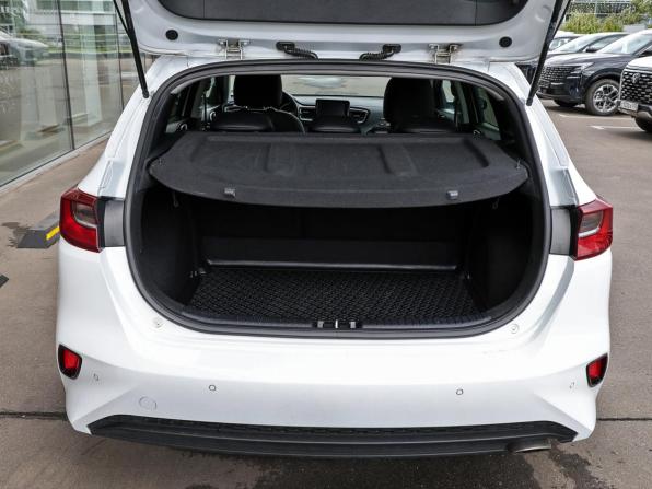 Kia Ceed III с пробегом 2018 года, цена 1 698 000 рублей, 56330 км, хэтчбек, Автокод Объявления