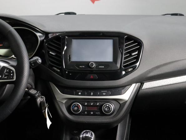 Lada (ВАЗ) Vesta I с пробегом 2018 года, цена 1 000 000 рублей, 105156 км, универсал, Автокод Объявления