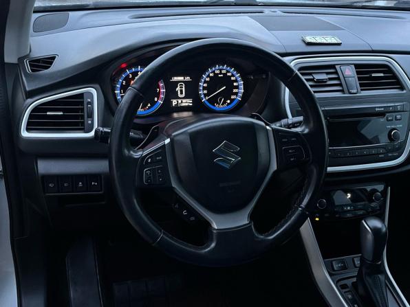 Suzuki SX4 II (S-Cross) с пробегом 2014 года, цена 1 090 000 рублей, 126096 км, хэтчбек, Автокод Объявления