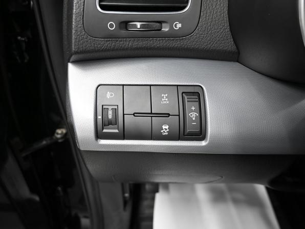 Kia Sorento II Рестайлинг с пробегом 2012 года, цена 1 665 000 рублей, 138774 км, внедорожник, Автокод Объявления