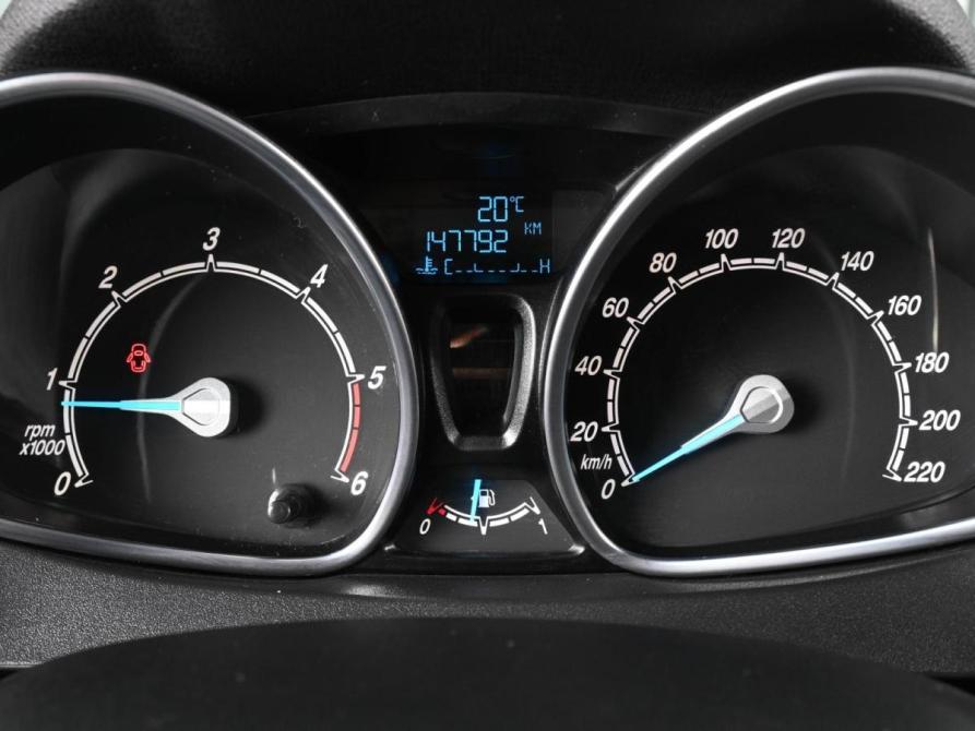 Ford Fiesta Mk6 Рестайлинг Ростов-на-Дону  - изображение 15
