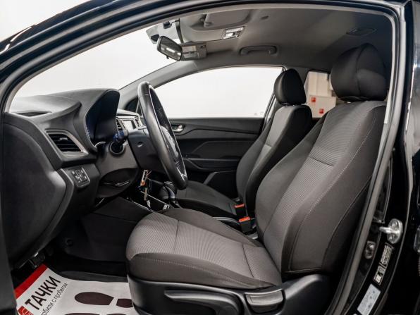 Hyundai Solaris II с пробегом 2019 года, цена 1 550 000 рублей, 74000 км, седан, Автокод Объявления