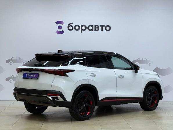 Omoda C5 I с пробегом 2023 года, цена 1 739 000 рублей, 64375 км, внедорожник, Автокод Объявления