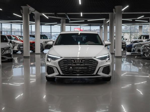 Audi A3 IV (8Y) с пробегом 2021 года, цена 2 880 000 рублей, 47182 км, хэтчбек, Автокод Объявления