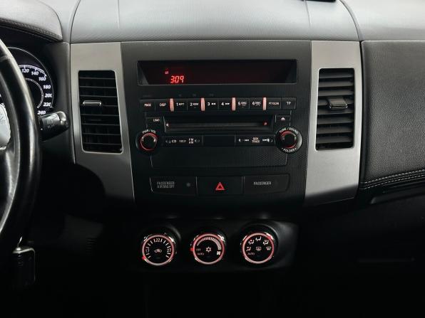 Mitsubishi Outlander II Рестайлинг с пробегом 2009 года, цена 870 000 рублей, 241850 км, внедорожник, Автокод Объявления