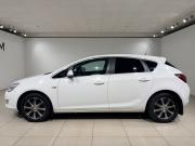 Opel Astra J Москва  - изображение 24