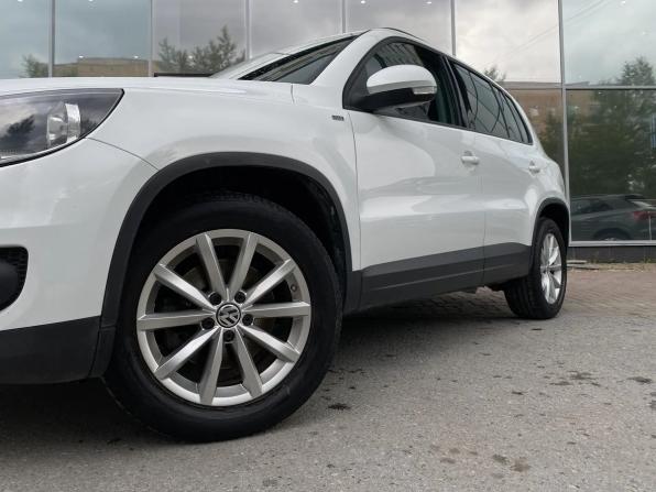 Volkswagen Tiguan I Рестайлинг с пробегом 2015 года, цена 1 329 000 рублей, 137621 км, внедорожник, Автокод Объявления