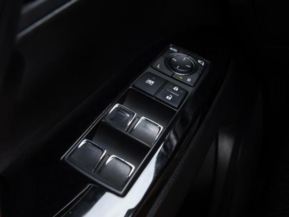 Lexus LX III Рестайлинг 2 с пробегом 2020 года, цена 11 400 000 рублей, 87551 км, внедорожник, Автокод Объявления