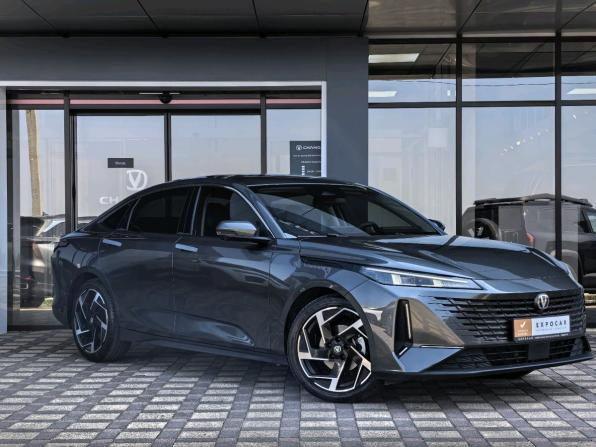 Changan Lamore с пробегом 2024 года, цена 2 300 000 рублей, 42804 км, седан, Автокод Объявления