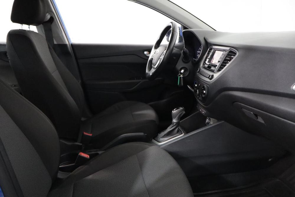 Hyundai Solaris II Санкт-Петербург  - изображение 9