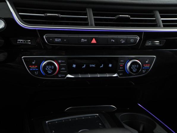 Audi Q7 II (4M) с пробегом 2018 года, цена 4 550 050 рублей, 157203 км, внедорожник, Автокод Объявления