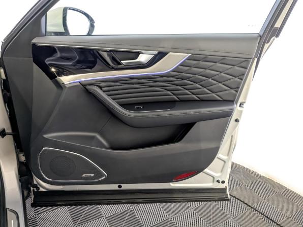 Hongqi HS5 I с пробегом 2023 года, цена 2 550 000 рублей, 29700 км, внедорожник, Автокод Объявления