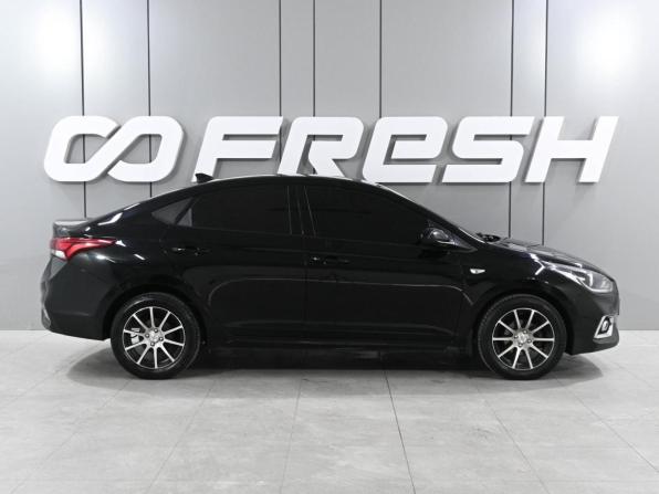 Hyundai Solaris II с пробегом 2019 года, цена 1 529 000 рублей, 128723 км, седан, Автокод Объявления