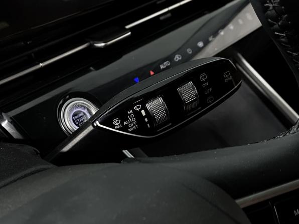Omoda C5 I с пробегом 2022 года, цена 1 799 000 рублей, 56080 км, внедорожник, Автокод Объявления