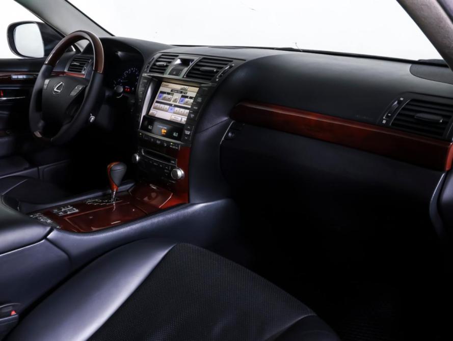 Lexus LS IV Рестайлинг Москва  - изображение 10