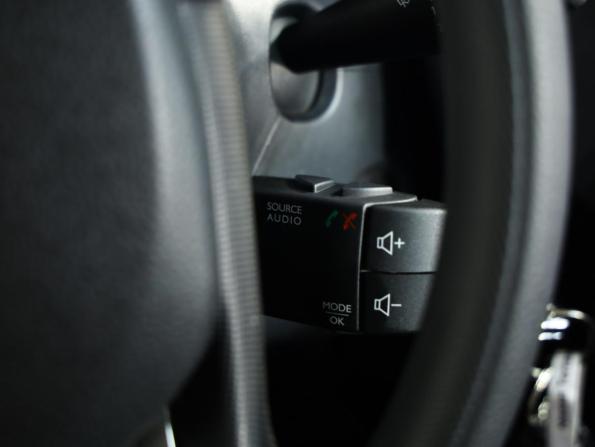 Nissan Terrano III (D10) с пробегом 2019 года, цена 1 449 000 рублей, 96527 км, внедорожник, Автокод Объявления